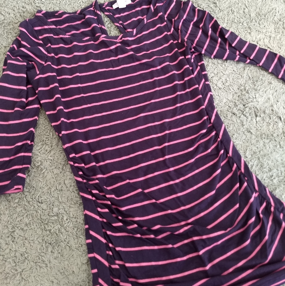 A Pea in the Pod maternity tee